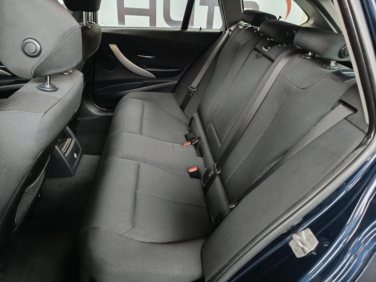 Bmw Serie 318d Touring Business Advantage aut.