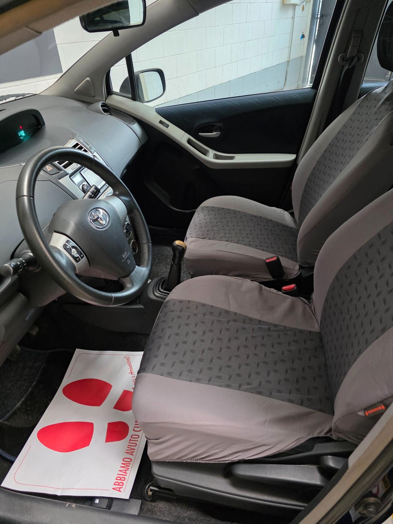 Toyota Yaris 1.3 5 porte Navi