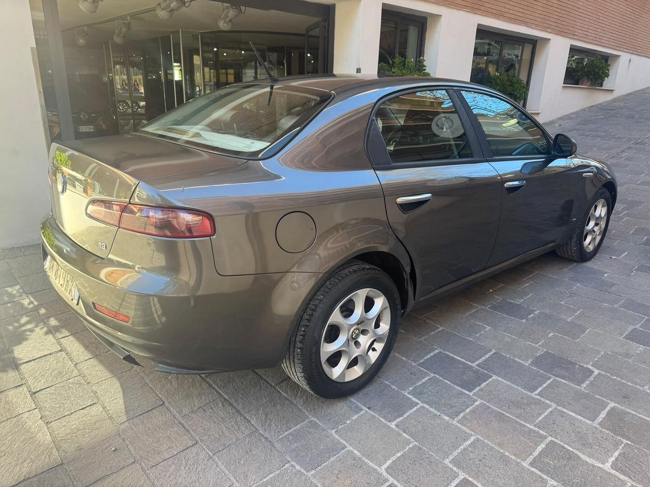 ALFA ROMEO 150 1.9 JTDm 16V Distinctive