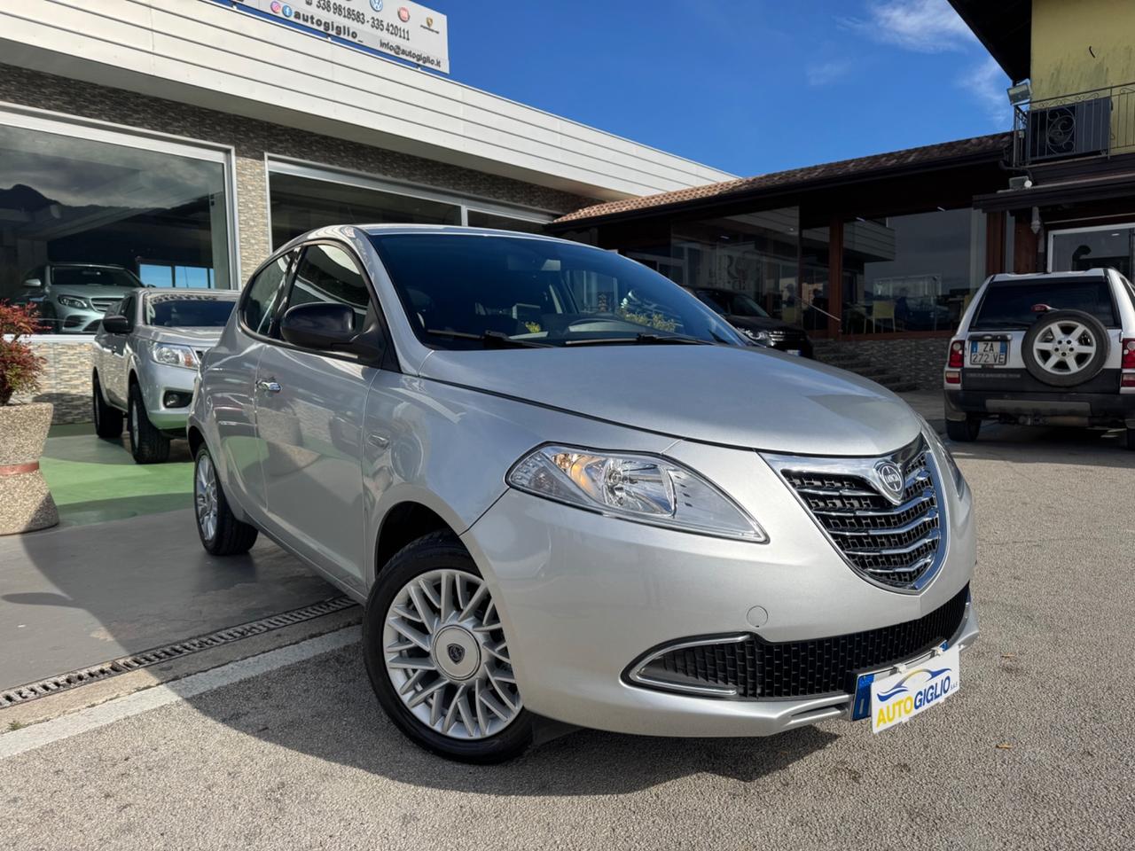 Lancia Ypsilon 1.2 69 CV 5 porte Gold