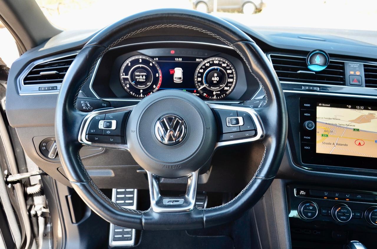 VOLKSWAGEN TIGUAN 2.0 TDI R-LINE INT+EXT 4MOTION 150cv DSG, UFF ITALIANA, SERVICE VW, FULL LED, RETRO 360, PERMUTE