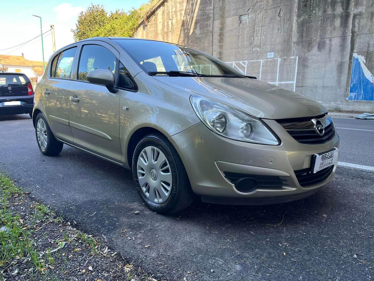 Opel Corsa 1.0 BENZINA 60CV 5 porte Enjoy