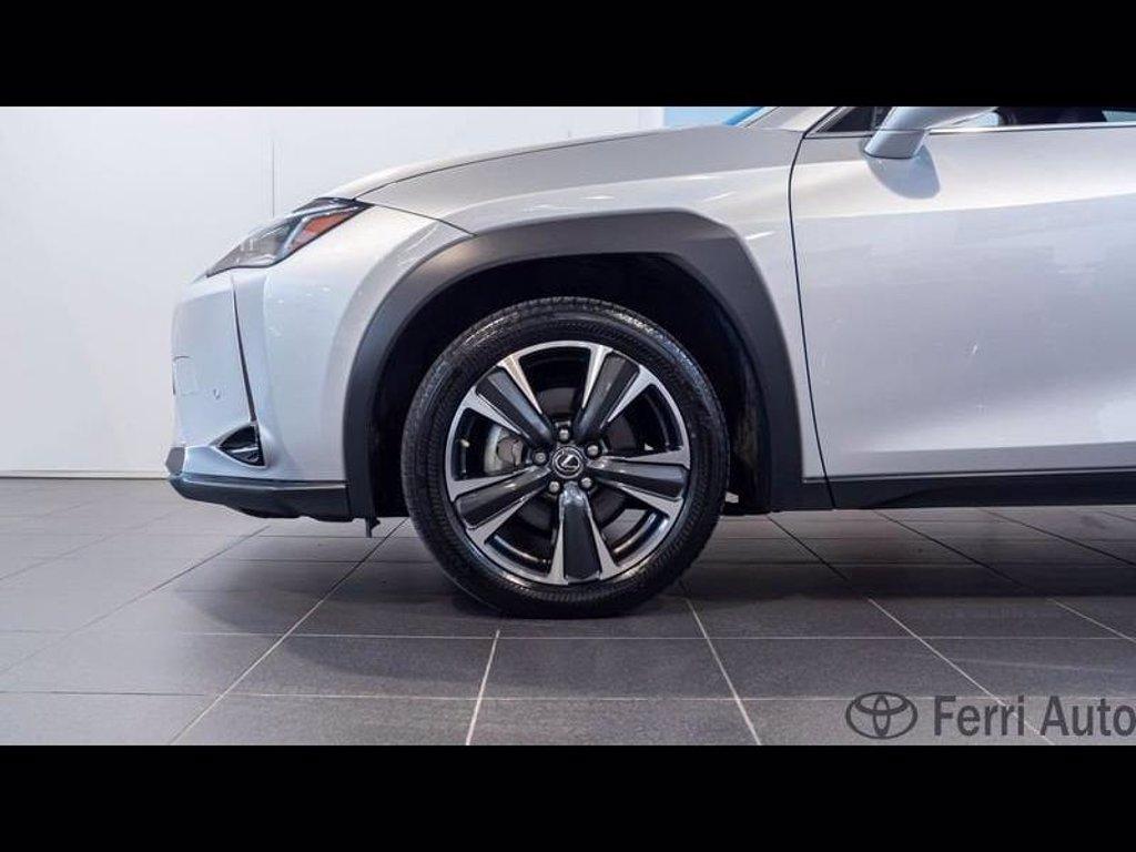 LEXUS Ux 250h 2.0 executive 2wd cvt del 2019
