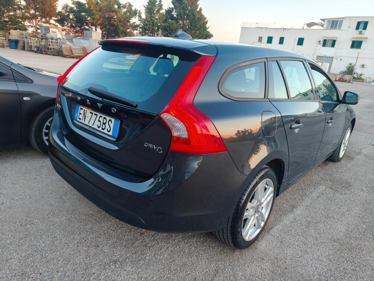 Volvo V60 D2 1.6 Momentum