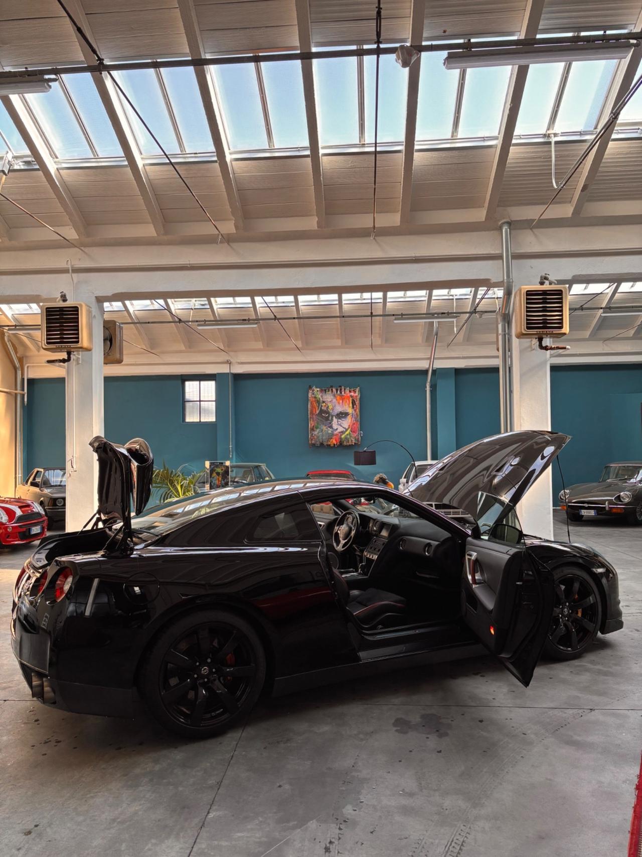 Nissan GTR 3.8 V6 Black Edition