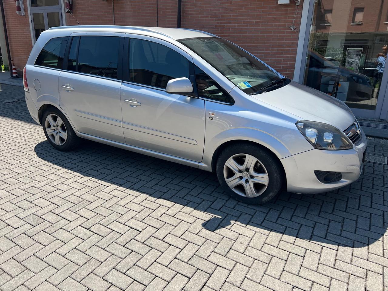 Opel Zafira 1.7 CDTI 110CV Edition