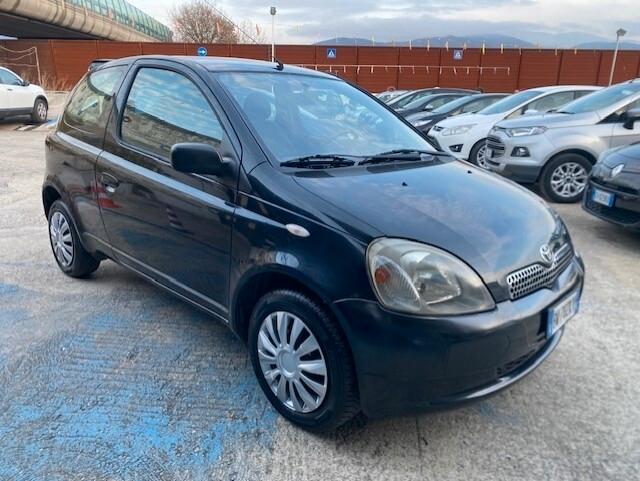 Toyota Yaris 1.0i 16V cat 3 porte