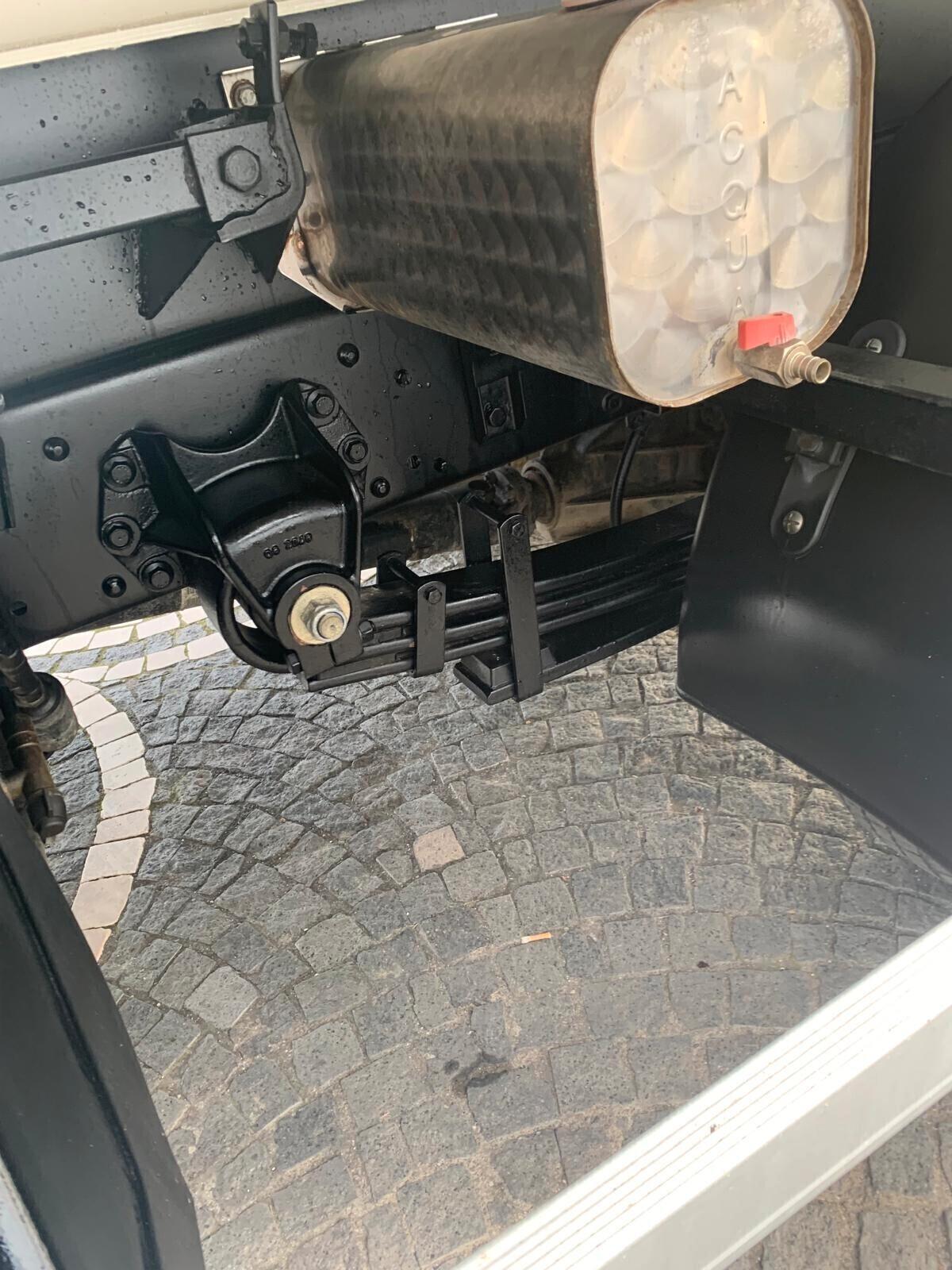 Daewoo AVIA - RIBALTABILE TRILATERALE-Portata 32 Q.li