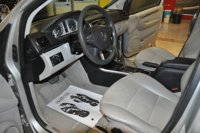 MERCEDES-BENZ B 180 NGT BlueEFFICIENCY *AUTOMATICA/NAVI*