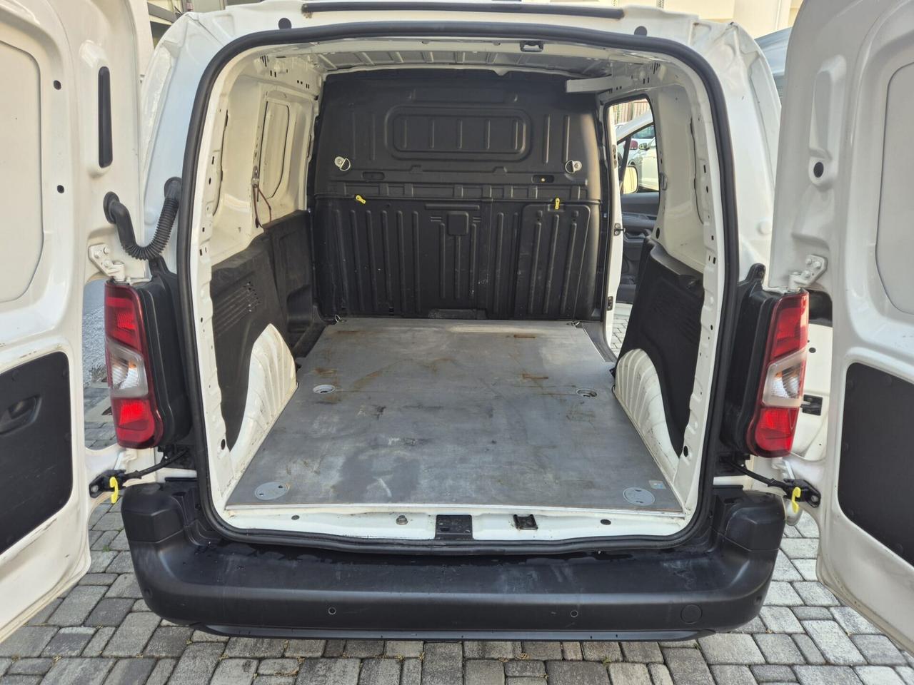 Citroen Berlingo BlueHDi 100 3 posti