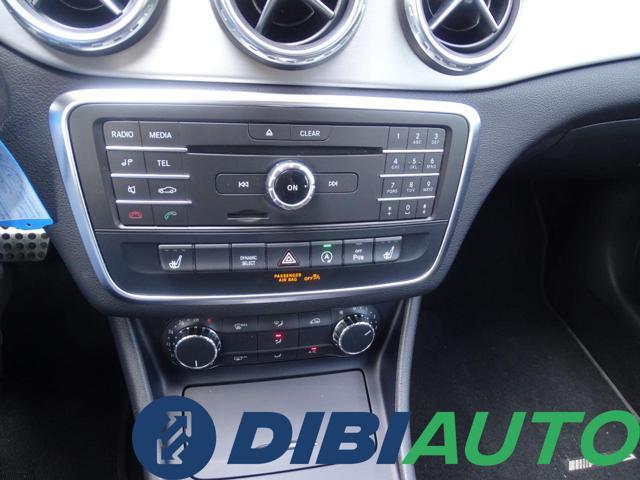 MERCEDES-BENZ GLA 200 d Automatic Premium AMG LINE