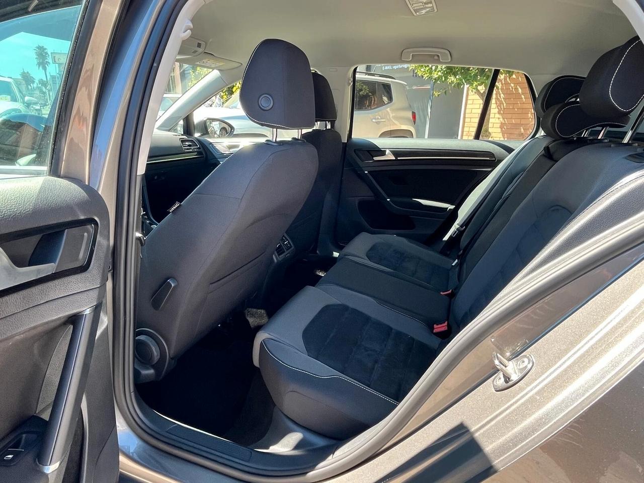 Volkswagen Golf 1.6 TDI 5p. Highline BlueMotion Technology