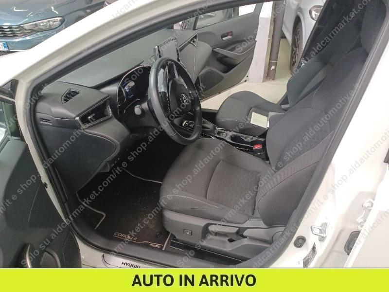 Toyota Corolla 1.8 Hybrid Business CVT