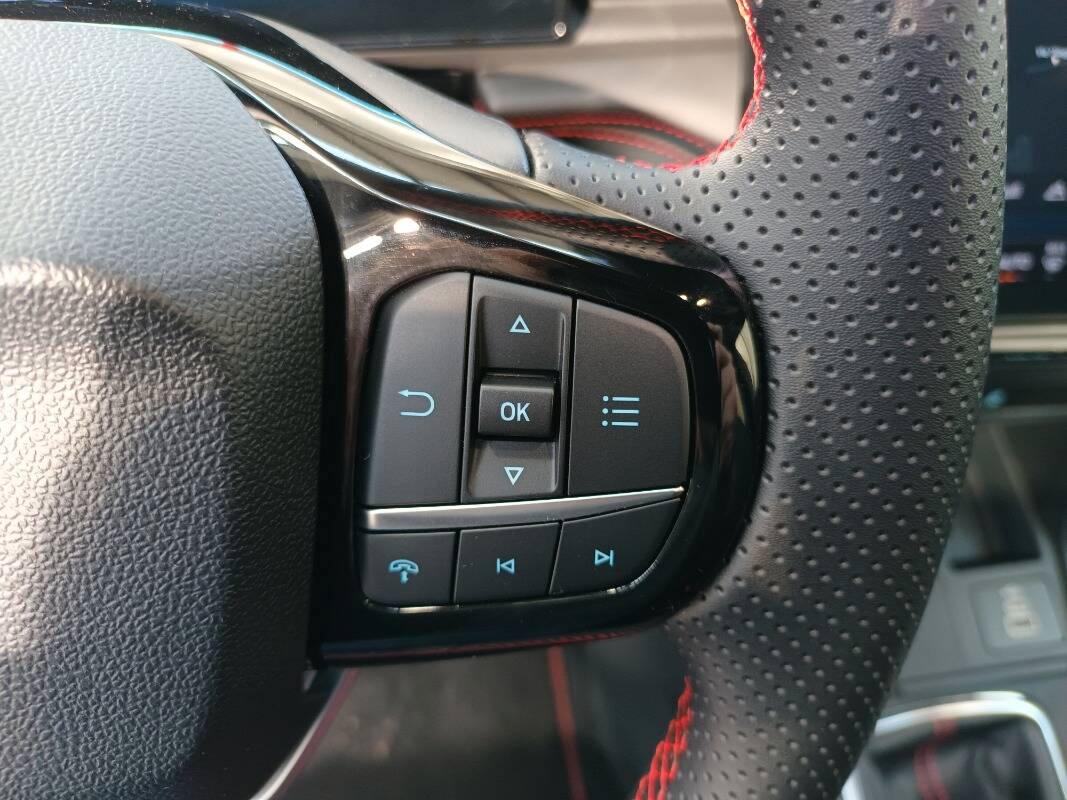 Ford Puma 125 cv ibrida St-Line- 2000 km!