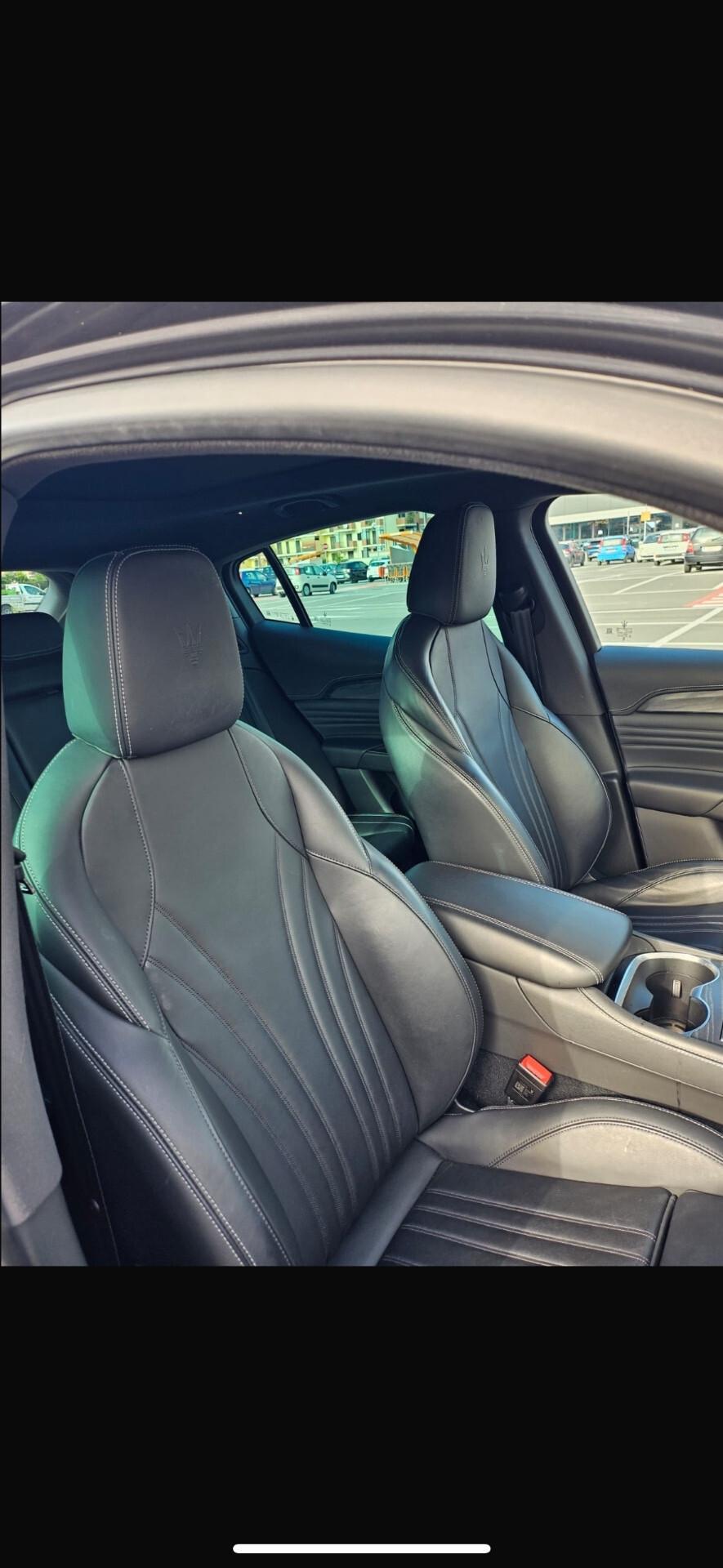 Maserati Grecale MHEV 330 CV AWD Modena