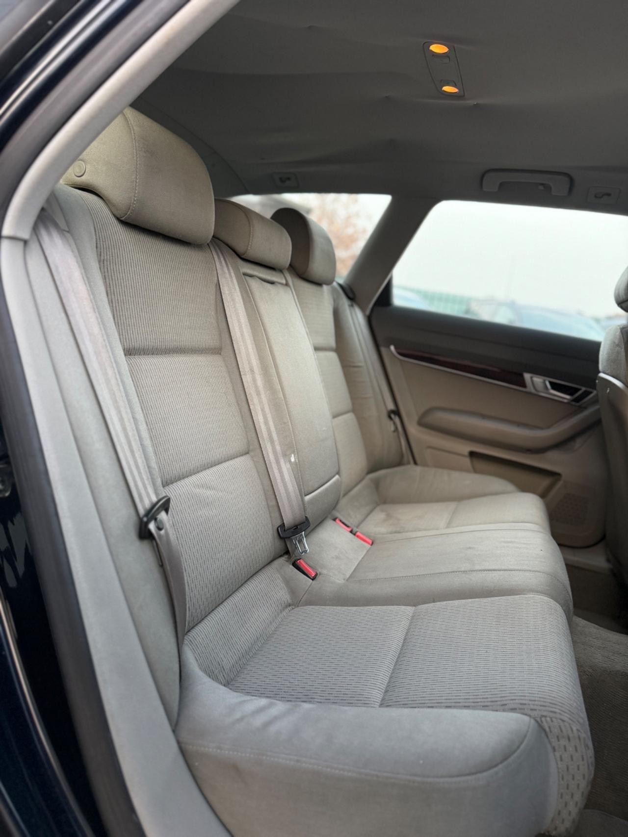 Audi A6 Avant 2.7 V6 TDI F.AP. quattro tiptronic Ambiente