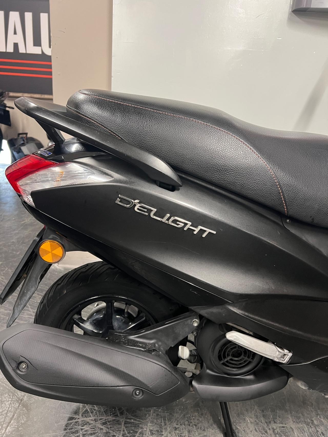 Yamaha D'elight 125