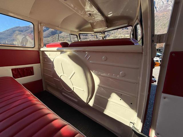 VOLKSWAGEN T1 231 23H