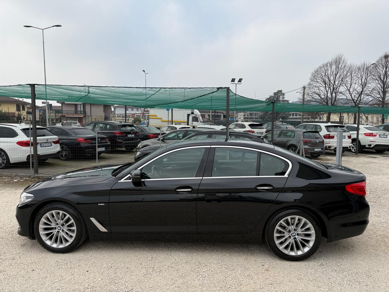 Bmw 520 Serie 5 G30 Berlina 520d Luxury Navi+Led+Pelle