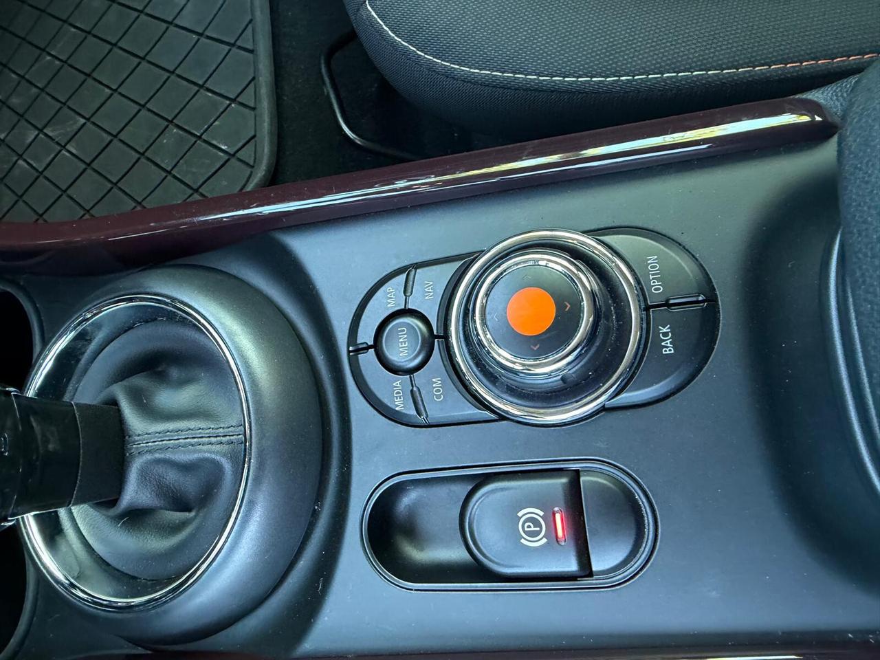 Mini Cooper D Clubman 2.0 Business Automatica