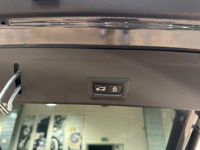 BMW X6 M Competition-22"-TettoSky-Pelle totale-Head Up-IVA