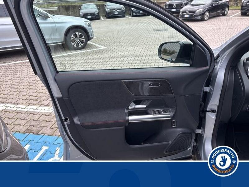 Mercedes-Benz GLA 180 d Automatic AMG Line Advanced Plus