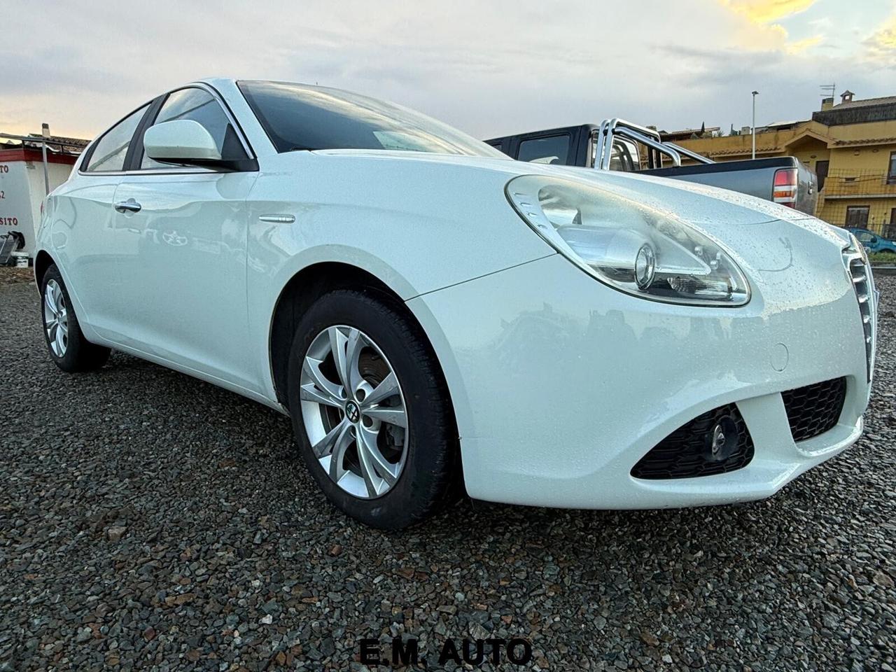 Alfa Romeo Giulietta 1.6 JTDm-2 105 CV Distinctive