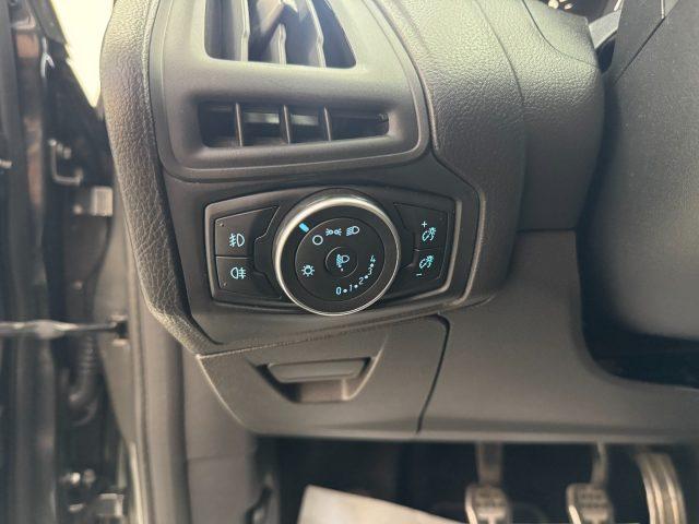 FORD Focus 1.0 EcoBoost 125 CV Start&Stop ST-LINE Titanium X