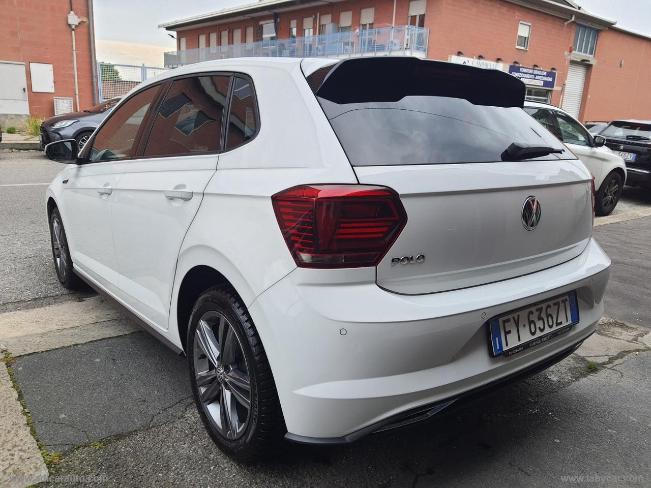 VOLKSWAGEN Polo 1.0 80CV 5p. R-Line