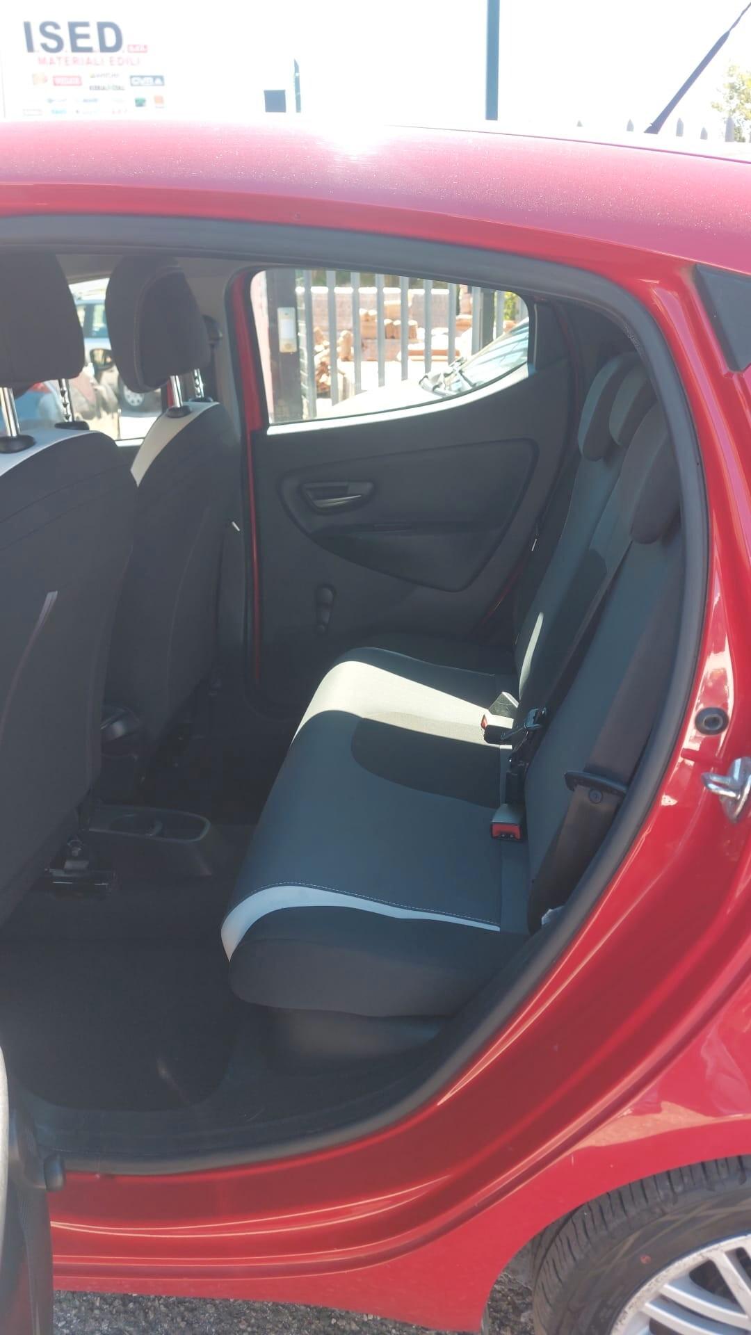Lancia Ypsilon 1.2 69 CV 5 porte GPL Ecochic Elefantino