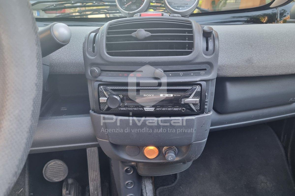SMART fortwo 700 cabrio pure (45 kW)