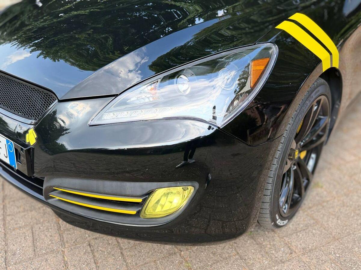 Hyundai Genesis 2.0 turbo Sport