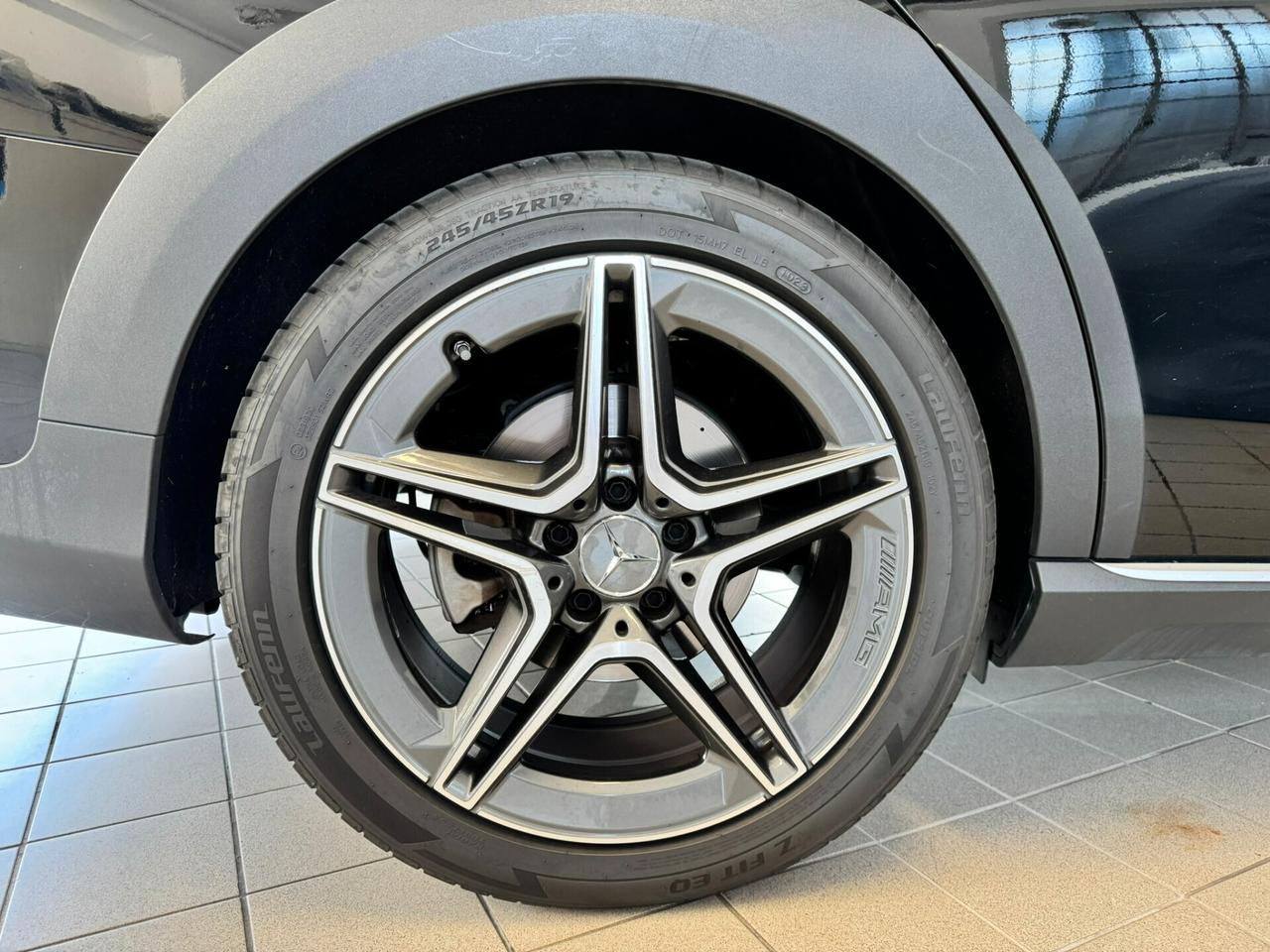 Mercedes-benz E 220 d Auto Premium Plus