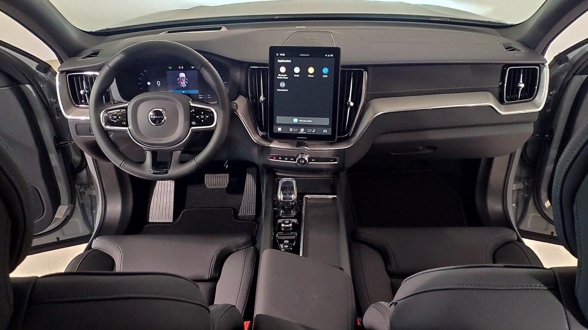 VOLVO Xc60 T6 Plug-In Hybrid Awd Automatico Ultra Dark