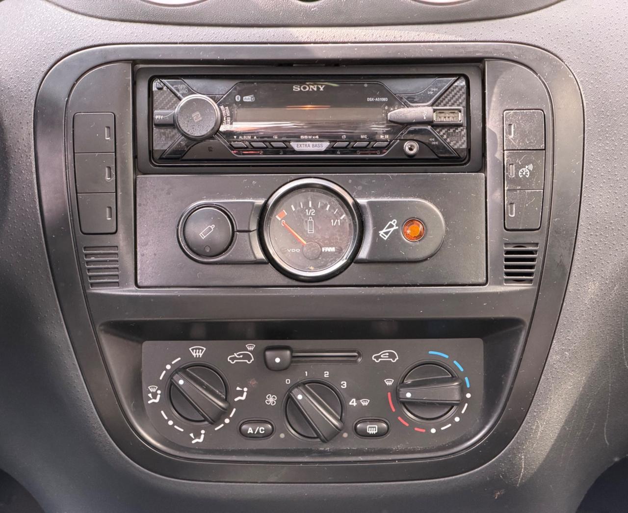 Citroen C3 1.4 -Metano Revisionato-Neopatentati-Garanzia