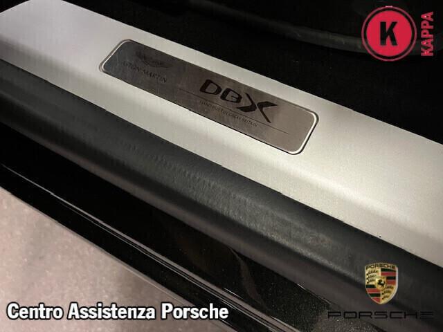 Aston Martin DBX