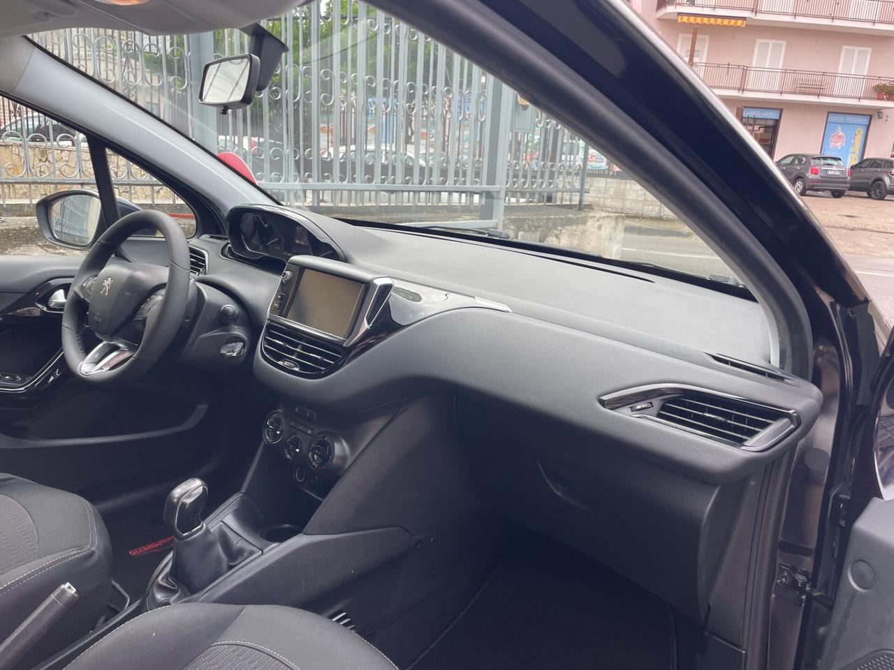 Peugeot 208 BlueHDi 75 5 porte Allure