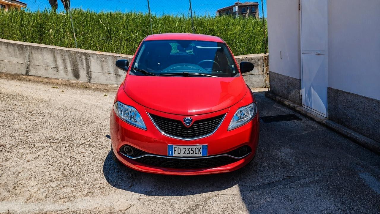 LANCIA Y 1.2 Benzina leggere la descrizione