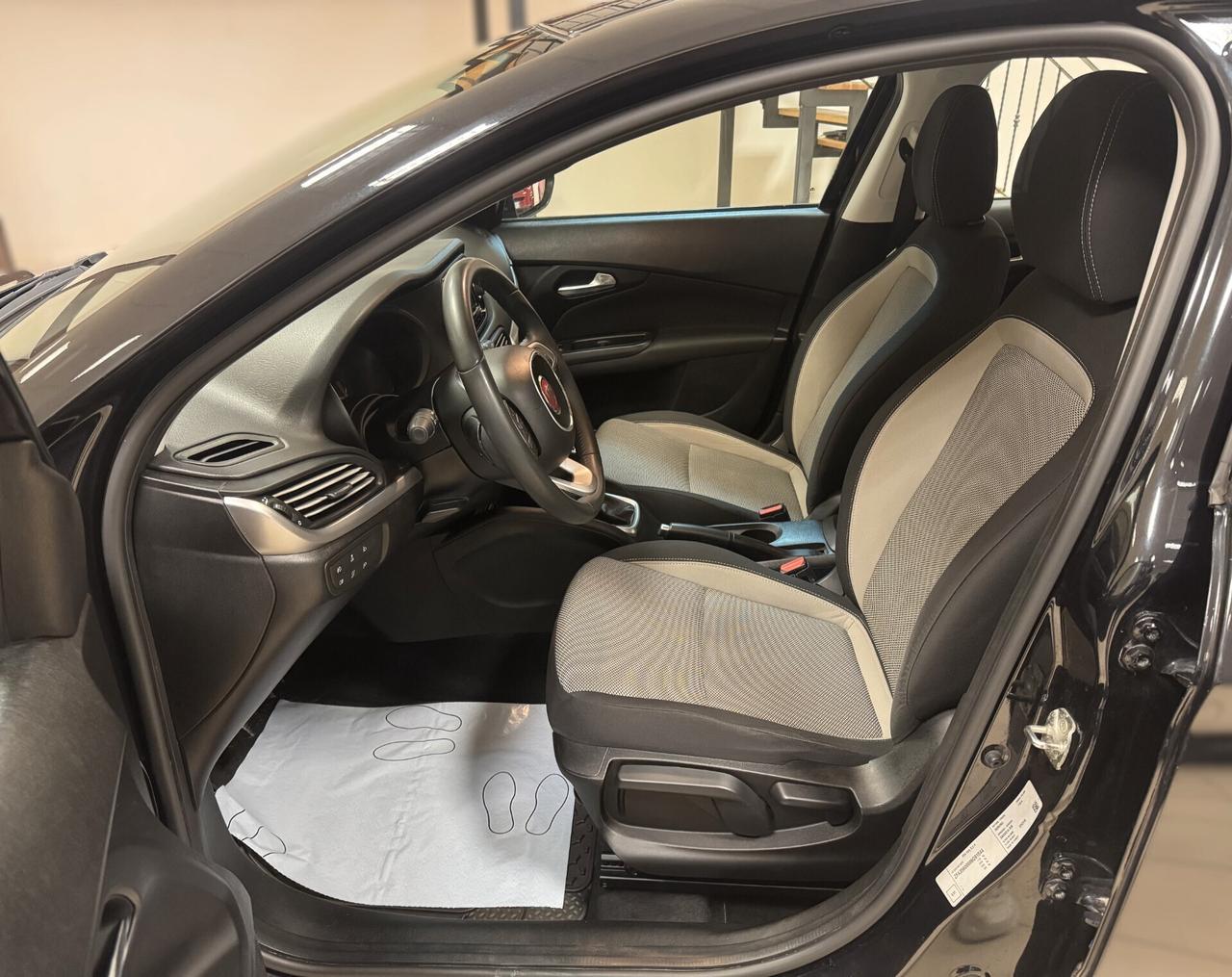 Fiat Tipo 1.3 Mjt 4 porte Easy