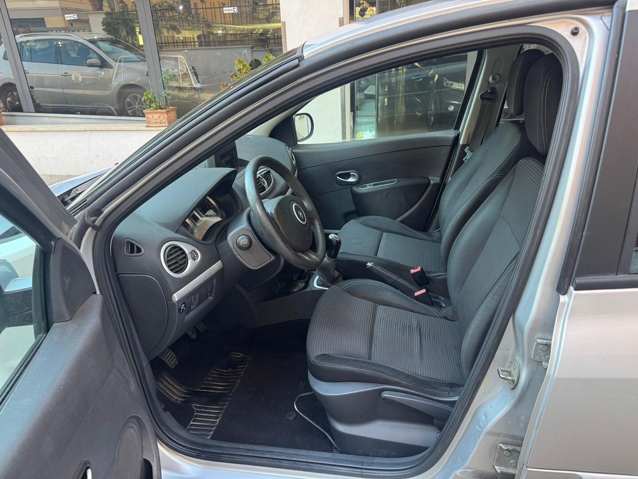 RENAULT Clio 1.2 16V GPL Dynamique