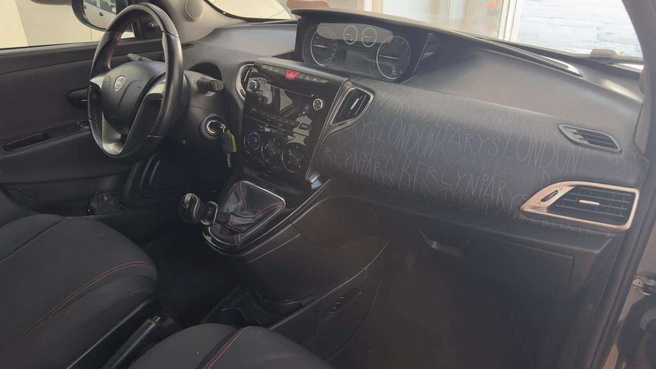 Lancia Ypsilon 1.2 69 CV 5 porte GPL Ecochic Elefantino