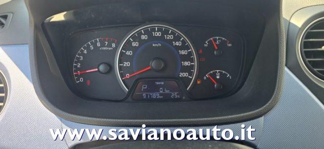 HYUNDAI i10 1.0 MPI Login A/T