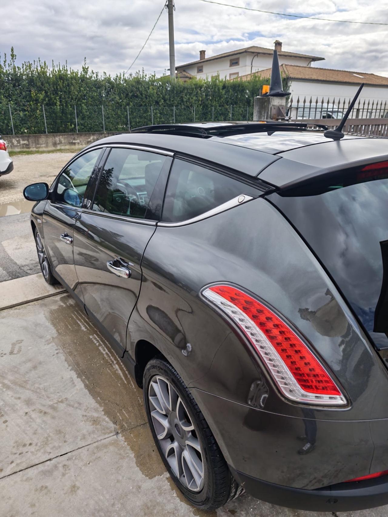 Lancia Delta 1.6 MJT cambio automatico tetto apribile full