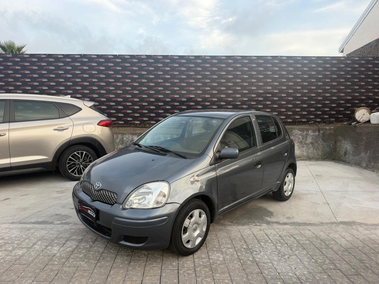 Toyota Yaris 1.0i 16V cat 5 porte Sol Blue
