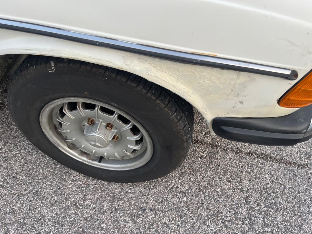 Mercedes benz 240 TD Aspirato w123