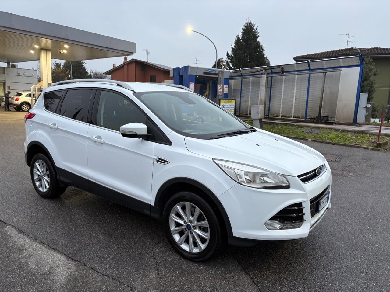 Ford Kuga 2.0 TDCI 150 CV S&S 4WD Powershift Titanium