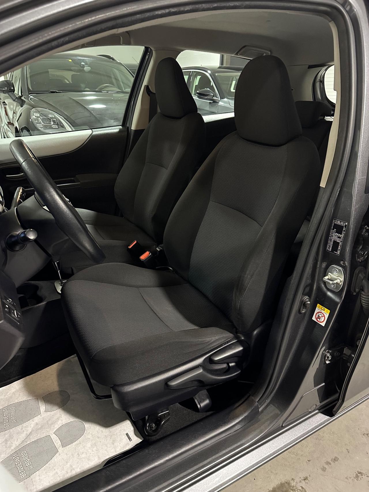 Toyota Yaris 1.5 Hybrid 5 porte Lounge Più