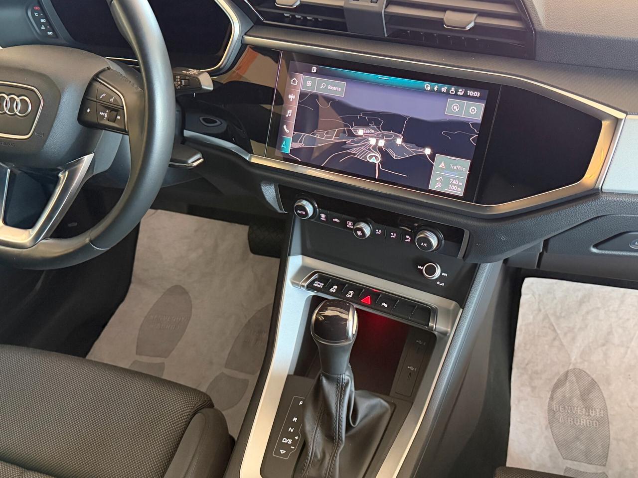 Audi Q3 SB 35 2.0 TDI 150 cv. S Tronic LINE EDITION