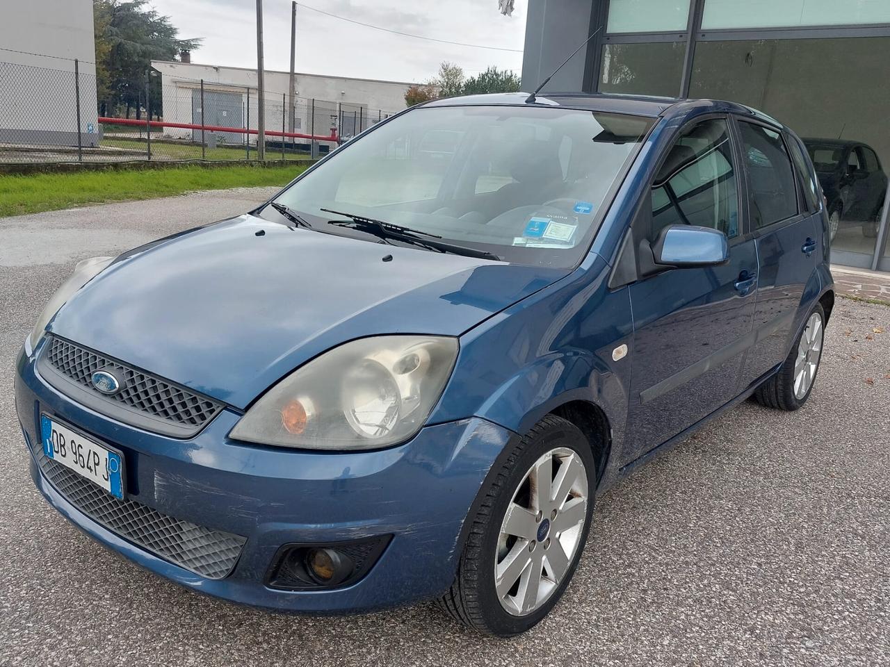 Ford Fiesta 1.4 TDCi 5p. Ghia