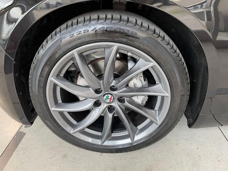 Alfa Romeo Giulia Giulia 2.2 Turbodiesel 160 CV AT8 Business